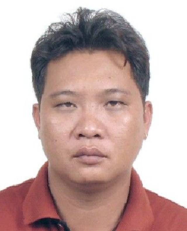 关于敦促黄鸿发犯罪团伙在逃犯罪嫌疑人投案自首的通告