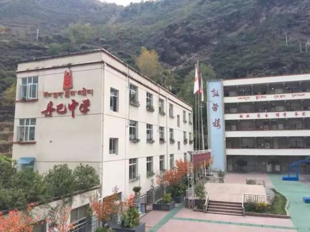 公示 30个四川省青少年 优秀传统文化传习基地(试点) 我州丹巴县中学