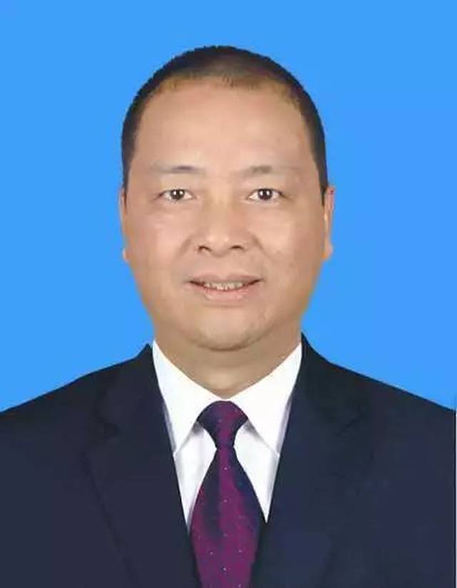 奉化何华海敬业奉献林展斌,男,1972年出生,群众,籍贯浙江宁波,家住