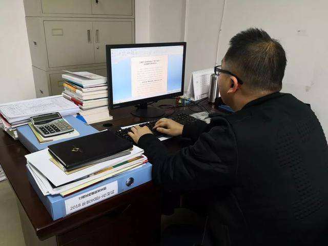 检察院办公室小哥哥小姐姐工作是怎样的?