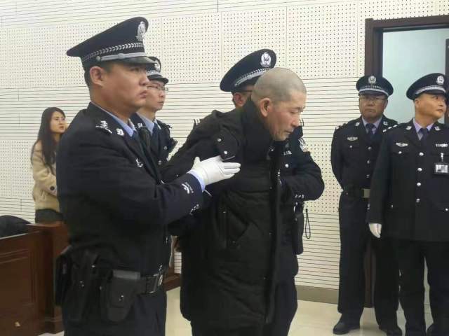 内蒙古黑三轮强奸杀人案罪犯被执行死刑