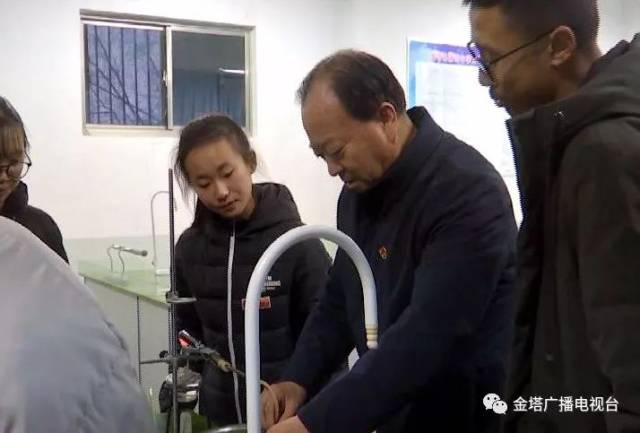王学才肩挑重任铸师魂