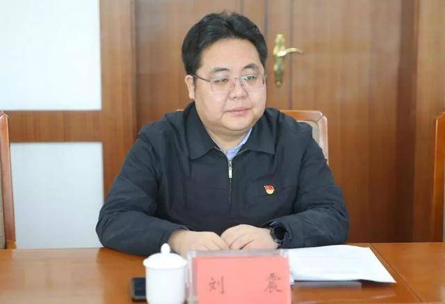 2月21日,区委常委,组织部长刘震听取分管群团组织党组书记抓基层党建