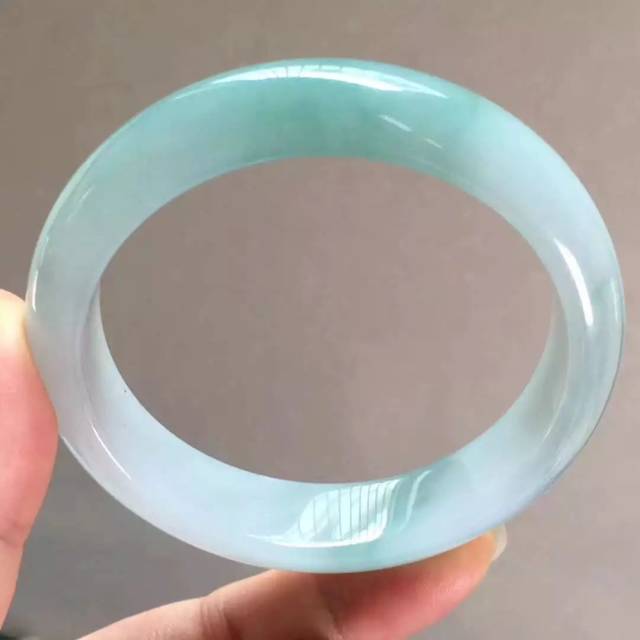 糯种翡翠知多少