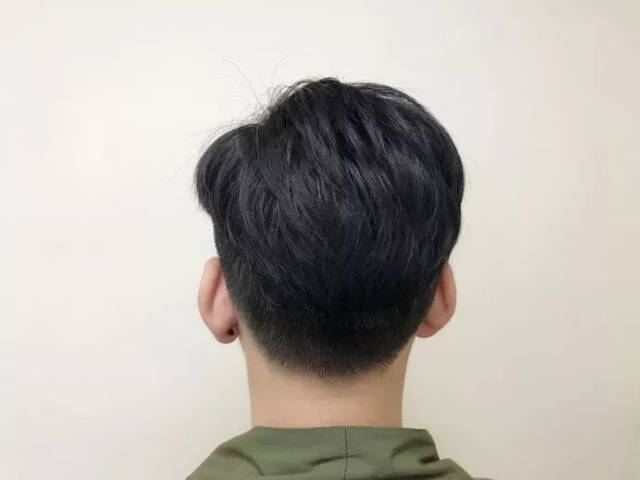 发型三七分无刘海男生(显脸瘦)海沃德猕猴桃照片图片