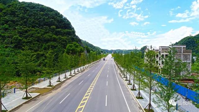 长顺县惠兴高速威远互通与国道g354交叉口处,途径蒋家坡,唐家冲,水岩