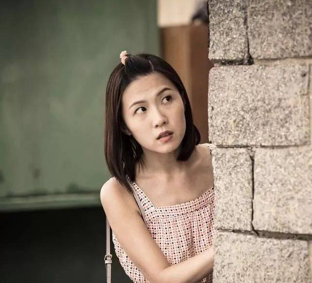 香港鸭王,曾自曝被多次问价包养!如今捱足七