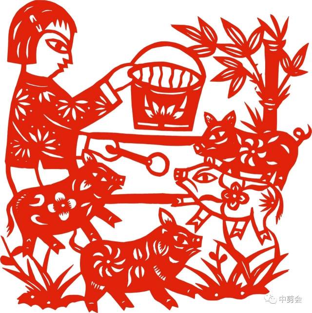 王德荣(80岁 ),自幼继承祖传手艺——民间剪纸和针绣.