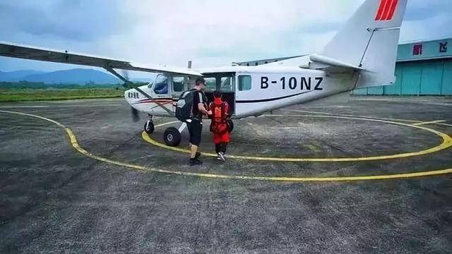 就在 阳江的合山机场