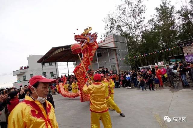 明天高州最大"花船,最长"火把龙"忠平社年例,看视频已经醉了