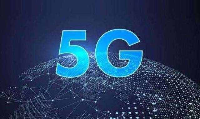 5g折叠手机尖峰对决!三星1万3,华为1万7,你买哪个?