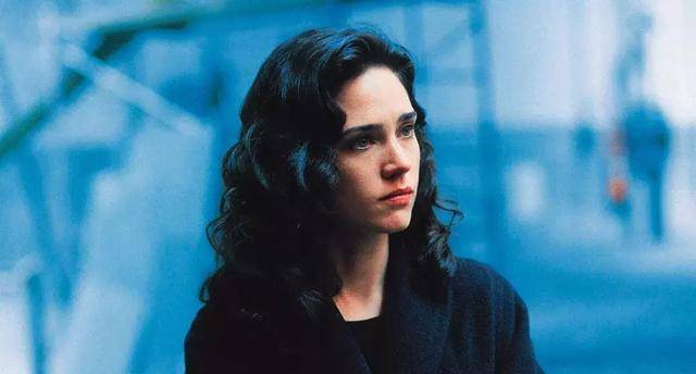 票房突破5亿,《阿丽塔》最惊艳的是她,曾经美