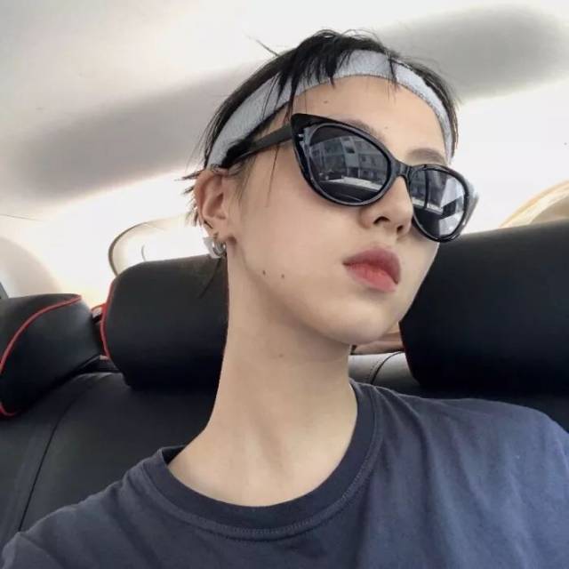 女生头像 | 酷酷酷女头