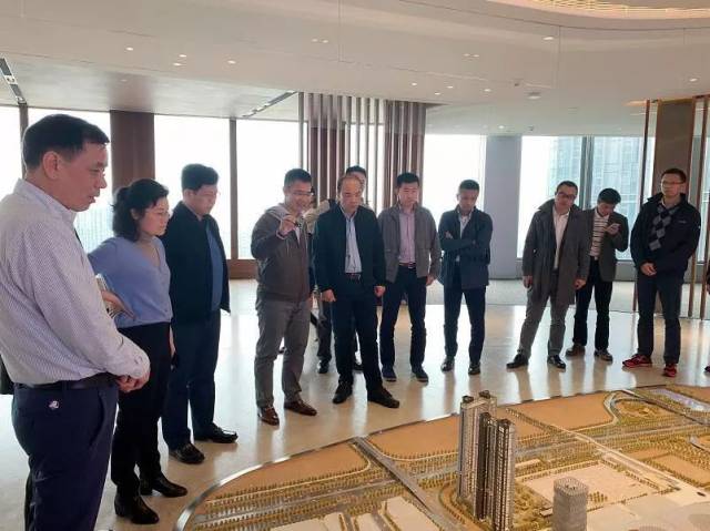 厦门黄强常务副市长一行考察华润置地深圳湾综合体及城市更新项