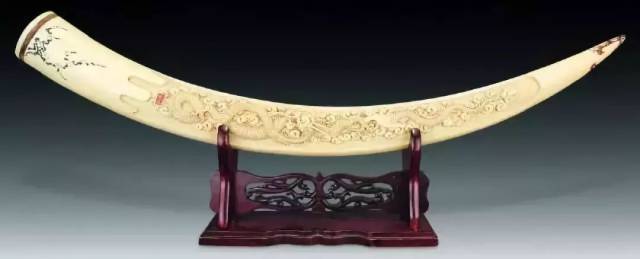 69岁“中国象牙女王”非洲受审被判15年,全程嬉皮笑脸!