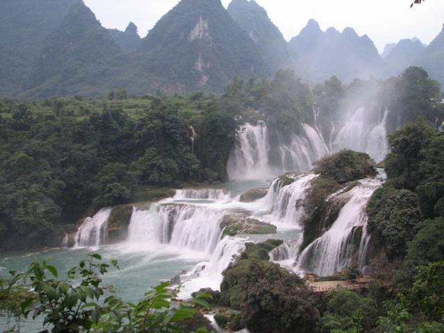 三月自驾必去,广西几个精品5a级旅游景区,最美风景却在桂林!