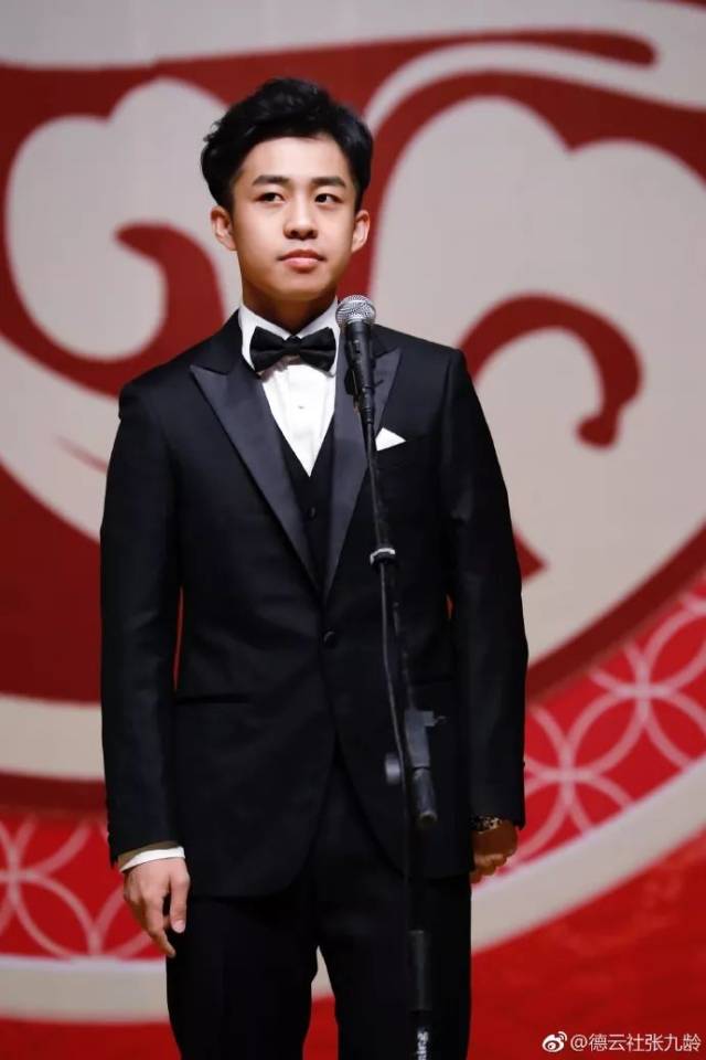 郭麒麟胖照_郭麒麟郭德纲_郭麒麟和弟弟-圈子花园图片