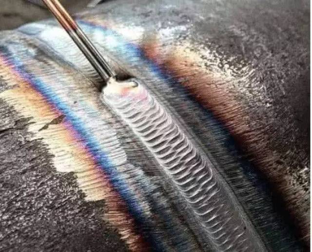 焊接的最高境界鱼鳞焊,一般人很难做到,老板