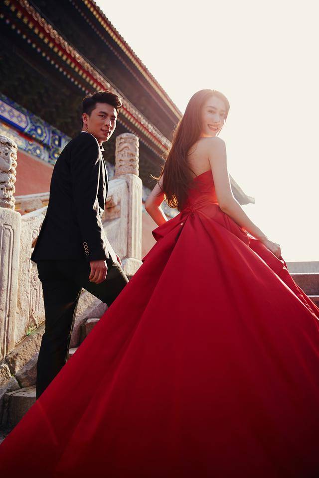 2019春夏特别火的婚纱照风格!简直美哭了~