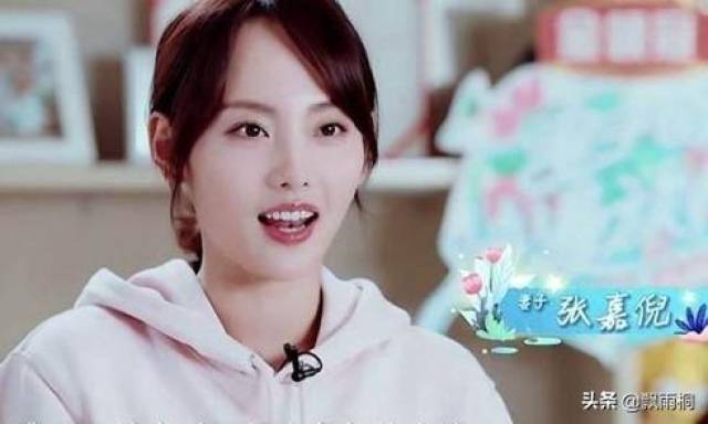 张嘉倪怀二胎大哭:职场妈妈的求生真相是什么