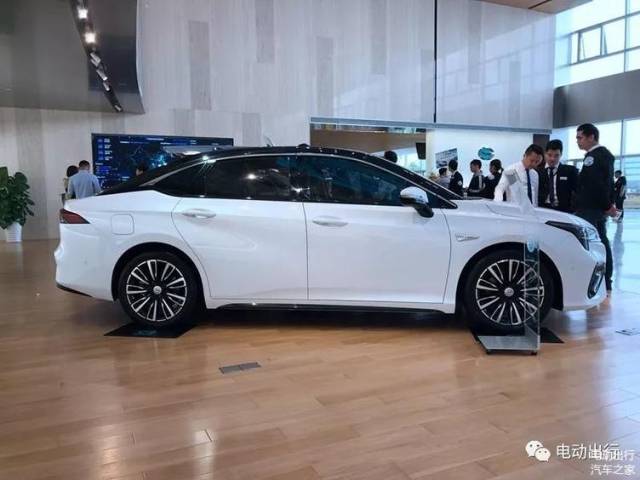 广汽传祺aion s 埃安实拍