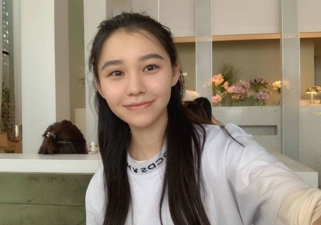 原创高伟光疑似恋情曝光,女友神似《怒晴湘西》扮演师妹花灵的阿丽亚