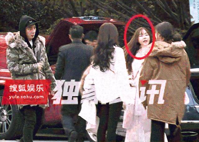 其实周洁琼跟王思聪相识,树姐并不奇怪… 毕竟国内网红王校长几乎就没