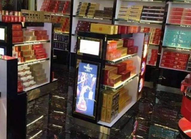 原创免税店的中华烟,不仅价格便宜还是正品,为何中国游客拒绝购买