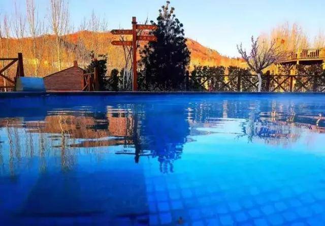 地址:济南市钢城区棋山温泉小镇 咨询电话:0634-5689999