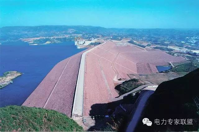 【智慧水利】土石坝与支墩坝原理