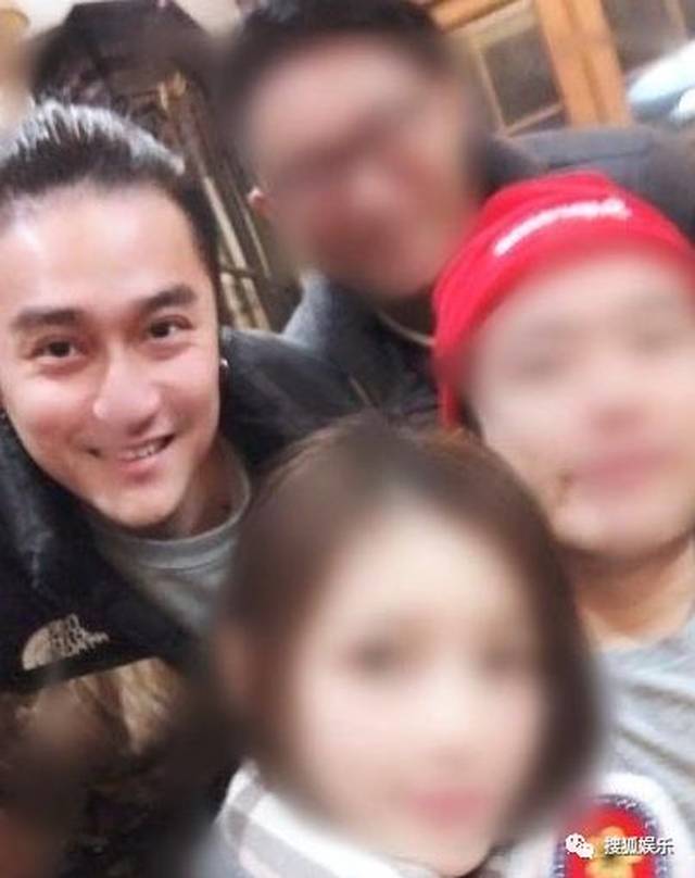 德普反告前妻;疑似蒋劲夫网页游戏私服发布网朋友圈曝光;钮承泽被爆回归《跑马》剧
