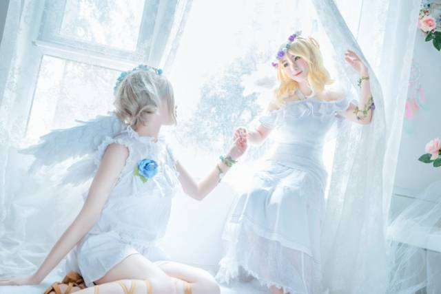 cos:天使未觉醒中的曜和鞠莉.