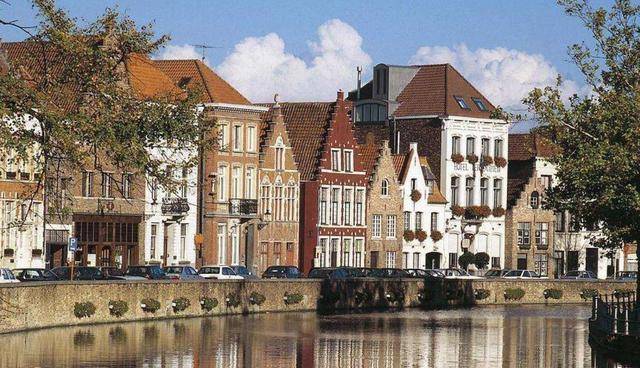 比利时护照优势免签国家、欧洲教育排行,比利