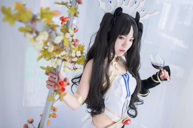 cos:女神伊什塔尔应召唤前来.