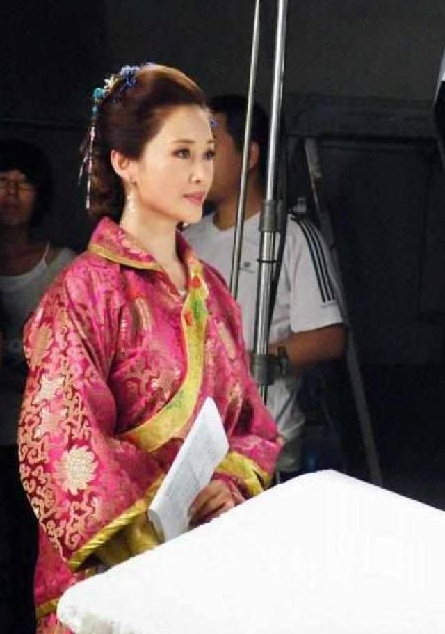 她的近况如何?