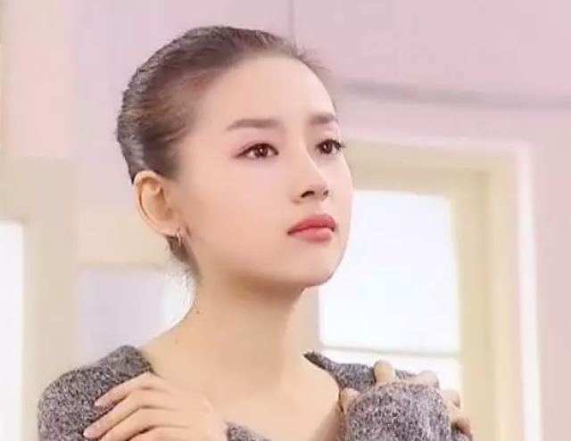 热巴的眼睛,娜扎的眉毛,董洁的鼻子,李亦非的嘴