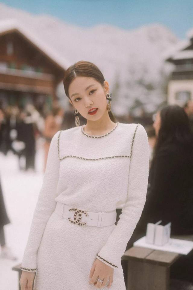 人间香奈儿jennie