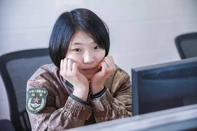 今天的“女神”是“战神”!