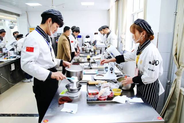 2019年宁夏新东方烹饪学校西式面点师职业技能鉴定考试完美落幕