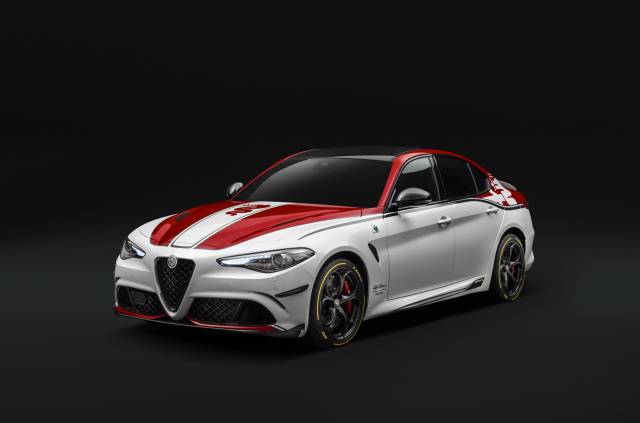 四叶草的信仰阿尔法罗密欧giulia和stelvio qv赛车版图片