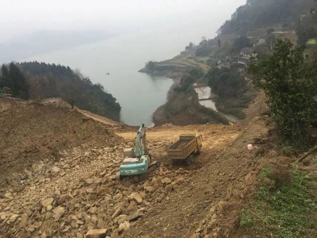 从万州沿江公路传来的…涉及高峰,甘宁,瀼渡