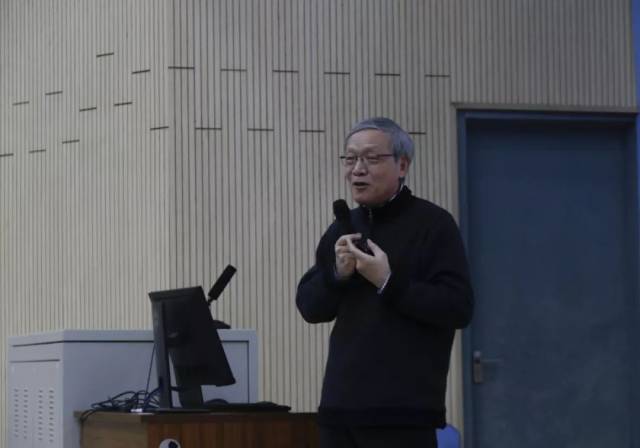 清华大学施惠基教授