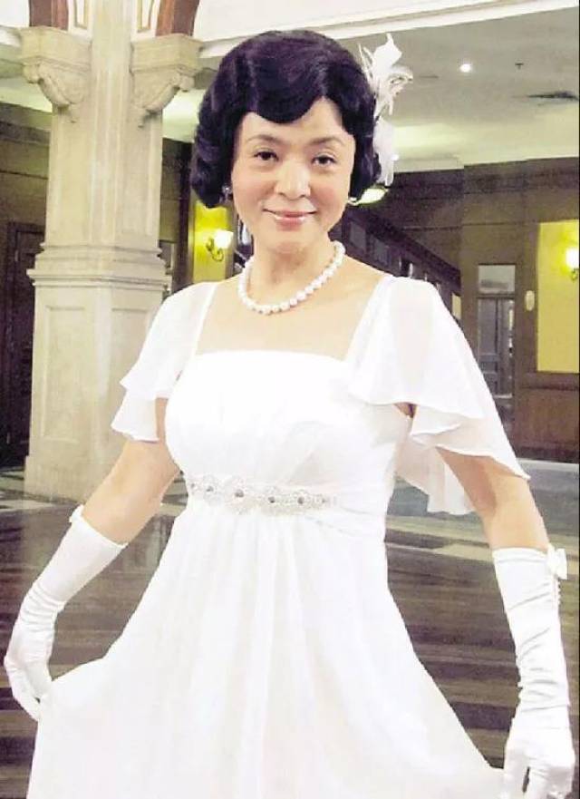 tvb八十年代八大花旦近况:邓萃雯郑裕玲至今未嫁,有三
