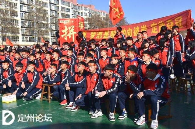 河北定州启明中学举行2019届中考百日誓冲刺誓师大会!