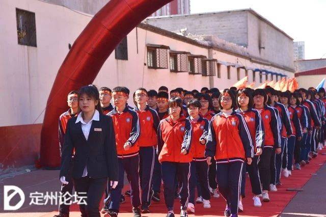 河北定州启明中学举行2019届中考百日誓冲刺