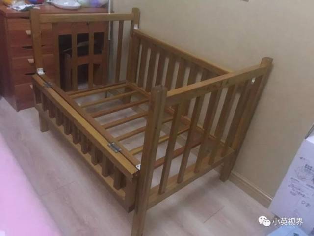 给小外孙设计的婴儿床 在哈尔滨给小外孙做的飞机爬犁 从退二线到现在