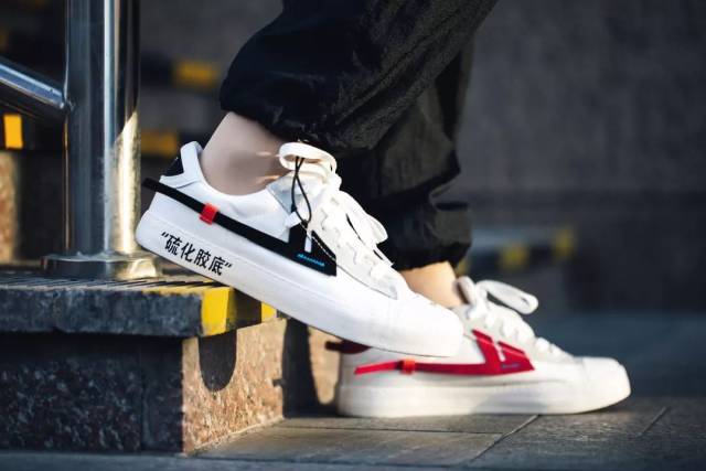 最潮国货运动鞋,我只服回力!老外花999元还抢