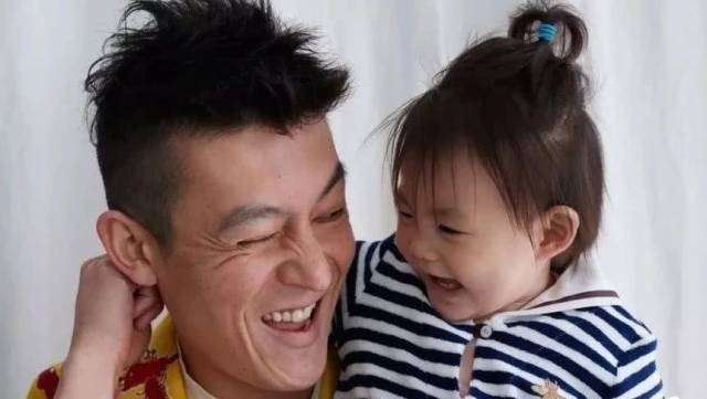 陈冠希ins约架正面刚黑粉,结果却让人很以外