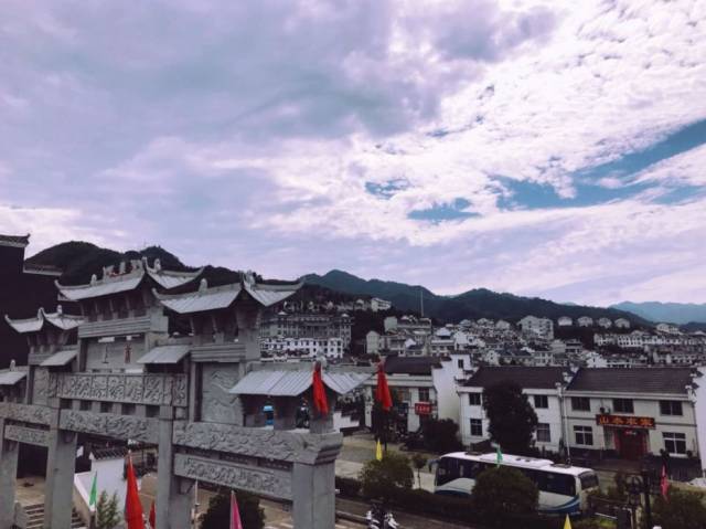 竹山县上庸镇