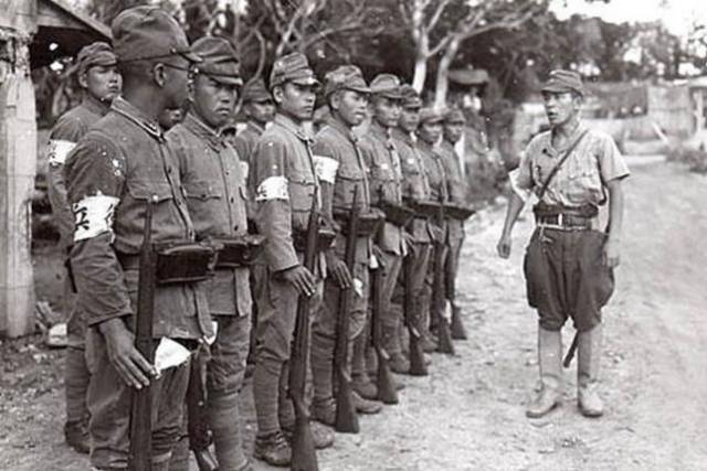 图为日本宪兵,在沦陷区,他们对中国老百姓干出了不少伤天害理的事情.